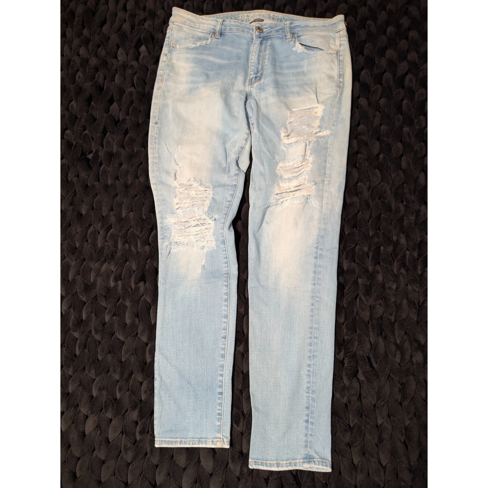 Womens American Eagle Super Stretch Light Wash Distressed Skinny Jeans Size 14